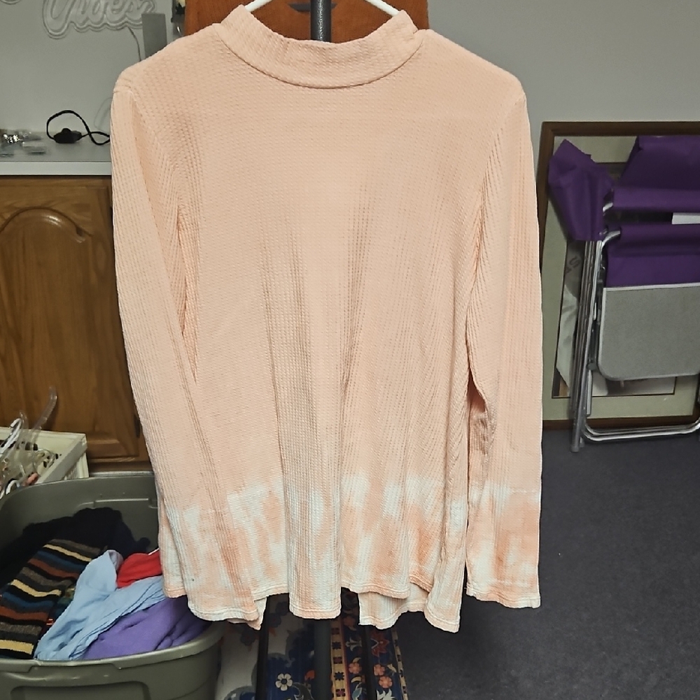 Wonderly Peach and White Long Sleeve Top